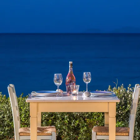 Ostria Отель Moutsouna