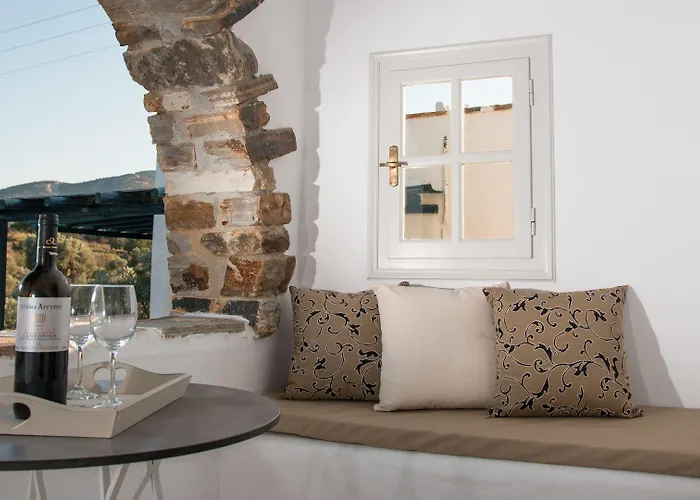 Ostria 3* Moutsoúna