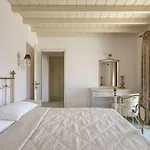 Ostria Hotell Moutsoúna