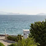 Ostria Hotel Moutsoúna