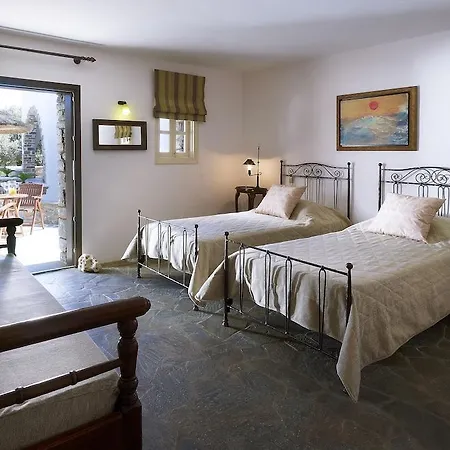 Ostria Hotel Moutsouna