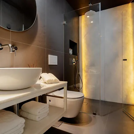 Ostria Hotel 3*