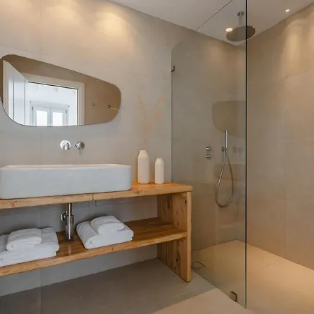 Ostria Hotel 3*
