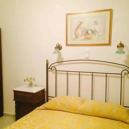 Ξενοδοχείο Ostria Μουτσούνα