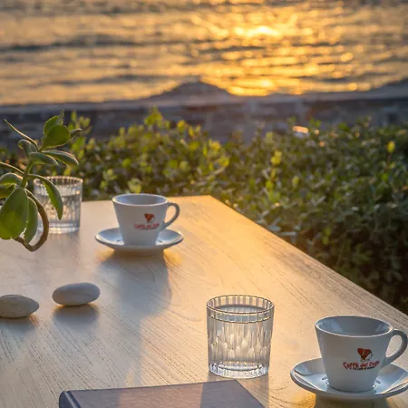 호텔 Ostria Moutsoúna