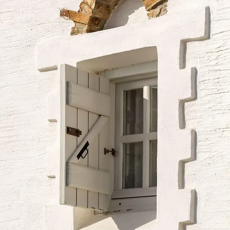 Ξενοδοχείο Ostria 3*