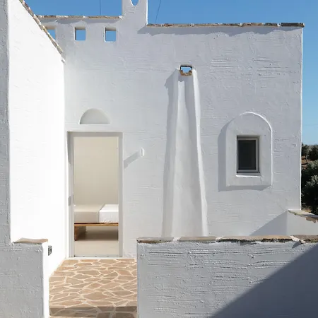 Otel Ostria Moutsoúna