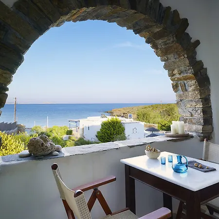 Hotel Ostria Moutsouna