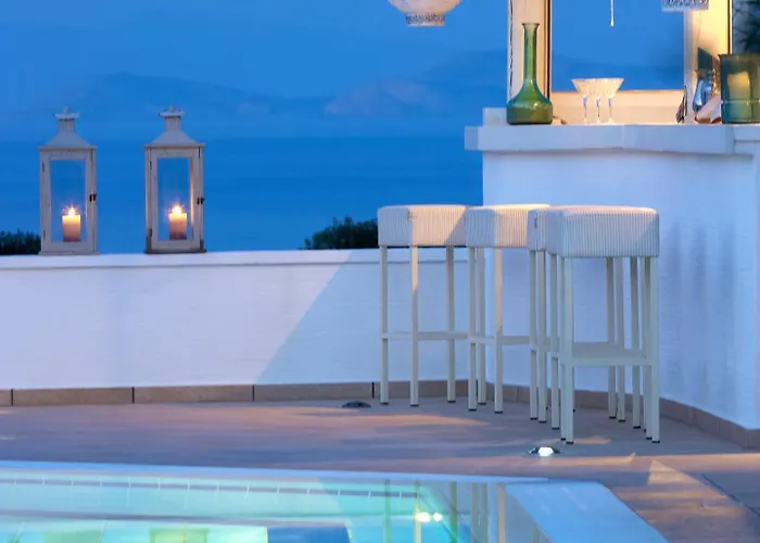 Ostria Otel Moutsoúna