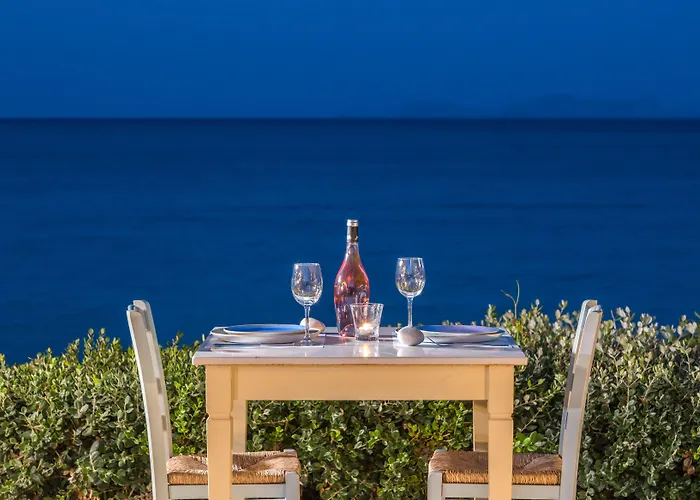 Ostria Otel Moutsoúna